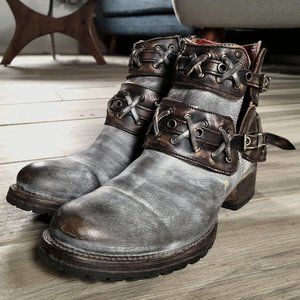 Dublin Smoke Freebird by Steven Booties in size 8